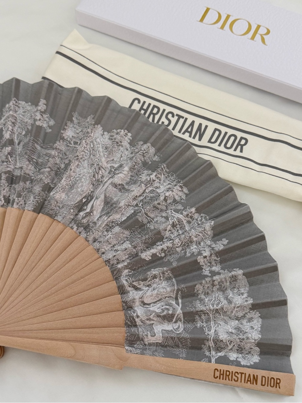 NEW Dior Beauty Limited Edition Toile de Jouy Fan
